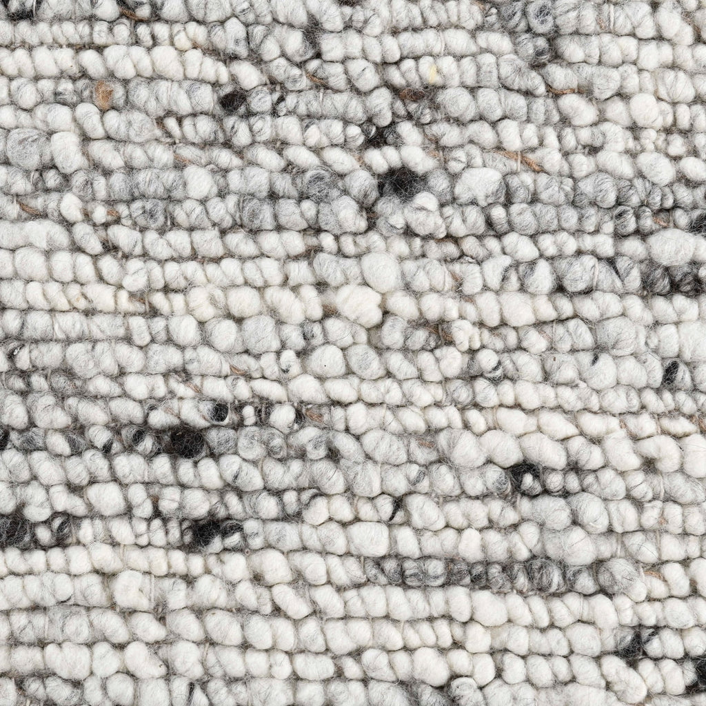 5 x 8 Handwoven Wool Area Rug G258