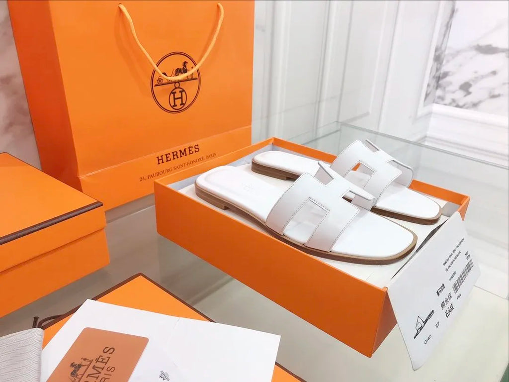 White Sandal K92907