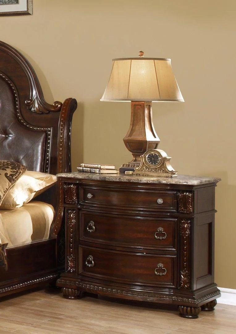 Dark Cherry Queen Bedroom Set 5P with Chest L118720