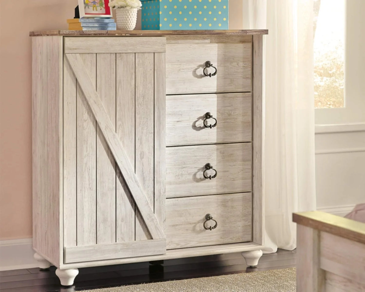 Whitewash 4 Drawer Door Chest I2039