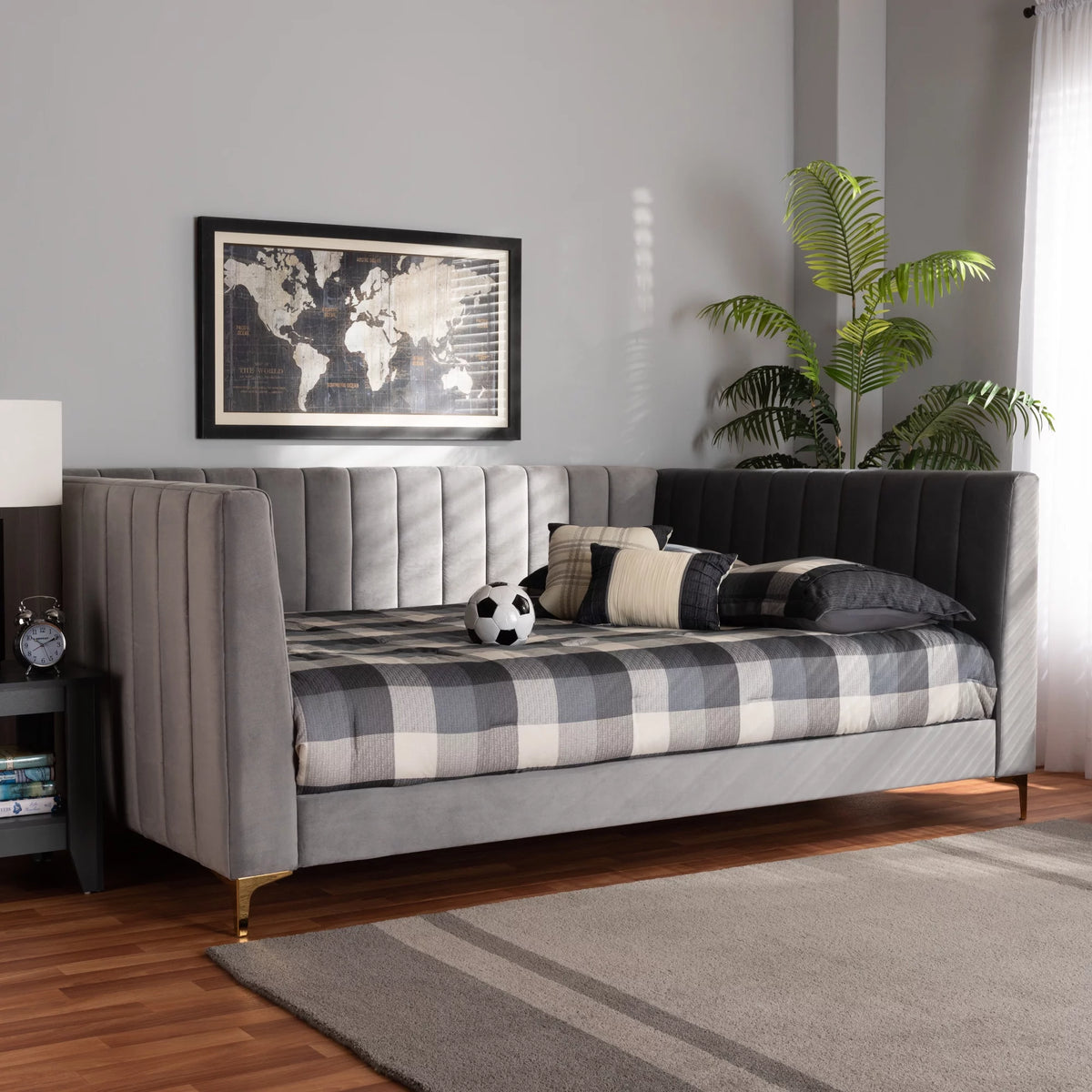 Light Grey Velvet Queen Daybed F971209