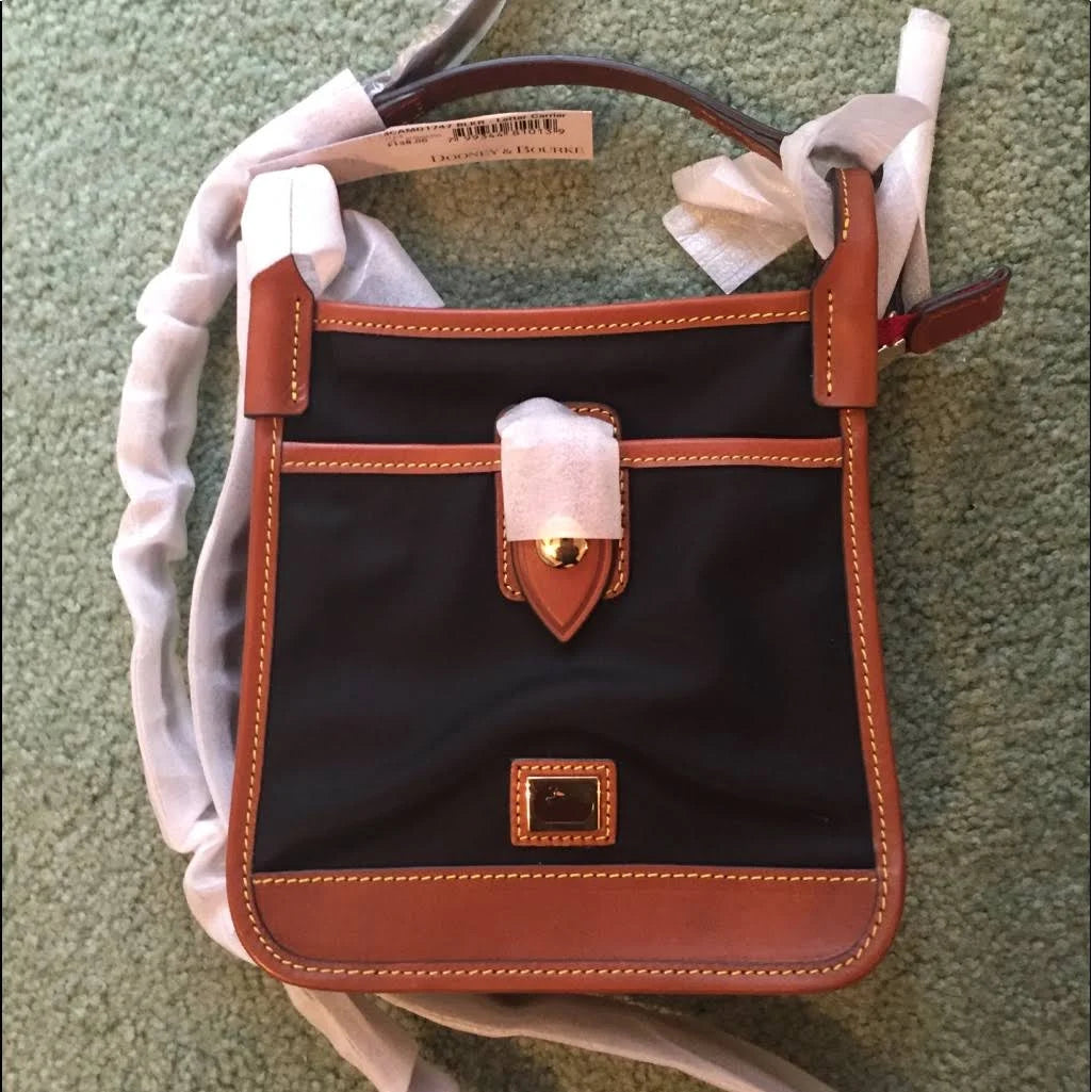 Nylon Crossbody Black U158920