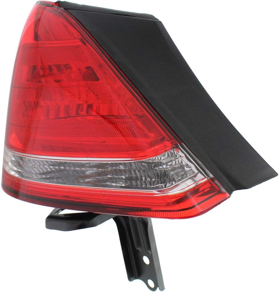 2005 2007 Toyota Avalon Tail Light Assembly Driver Side with Bulbs V577242