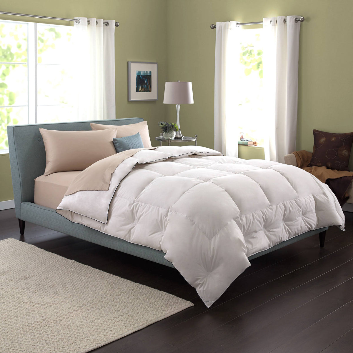 Twin Down Comforter A91590