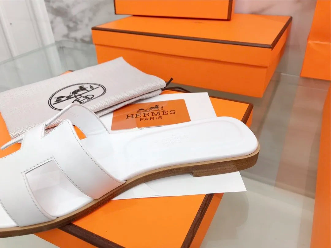 White Sandal K92907