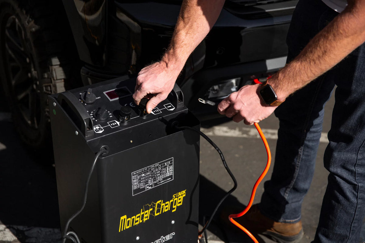 24/12 Volt Battery Charger Station with Display Screen R232268