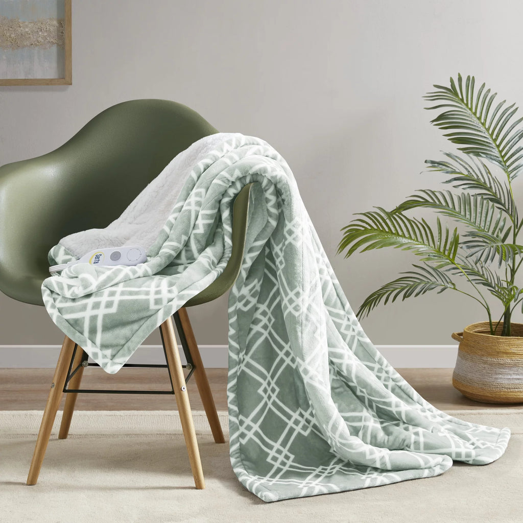 Ultra Soft Plush Electric Heated Throw Blanket 50"x 60" Z208363